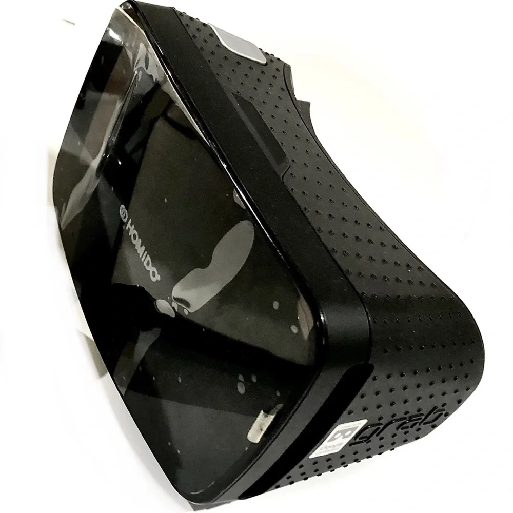 2 Smartphone VR Headsets